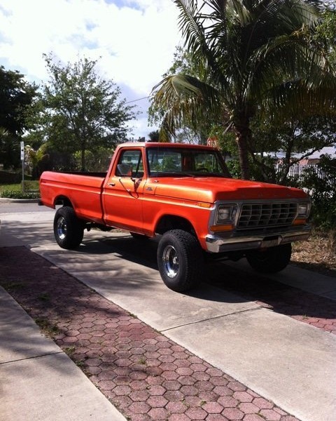 Orange Copper kandy and Gold Ghost Pearl on Ford F-150 kustom Paint.