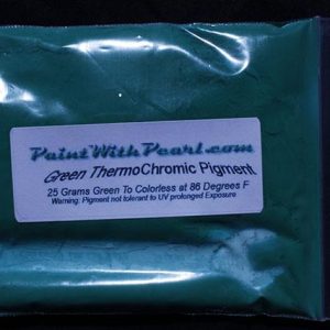 25 gram bag of green-thermochromic-paint-pigment
