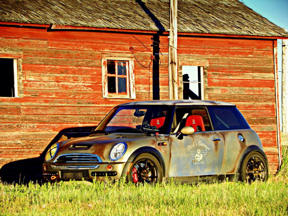 This is no rust bucket mini cooper. It is an effects paint that is getting lots of notoriety for home made DIY kustom paint jobs.